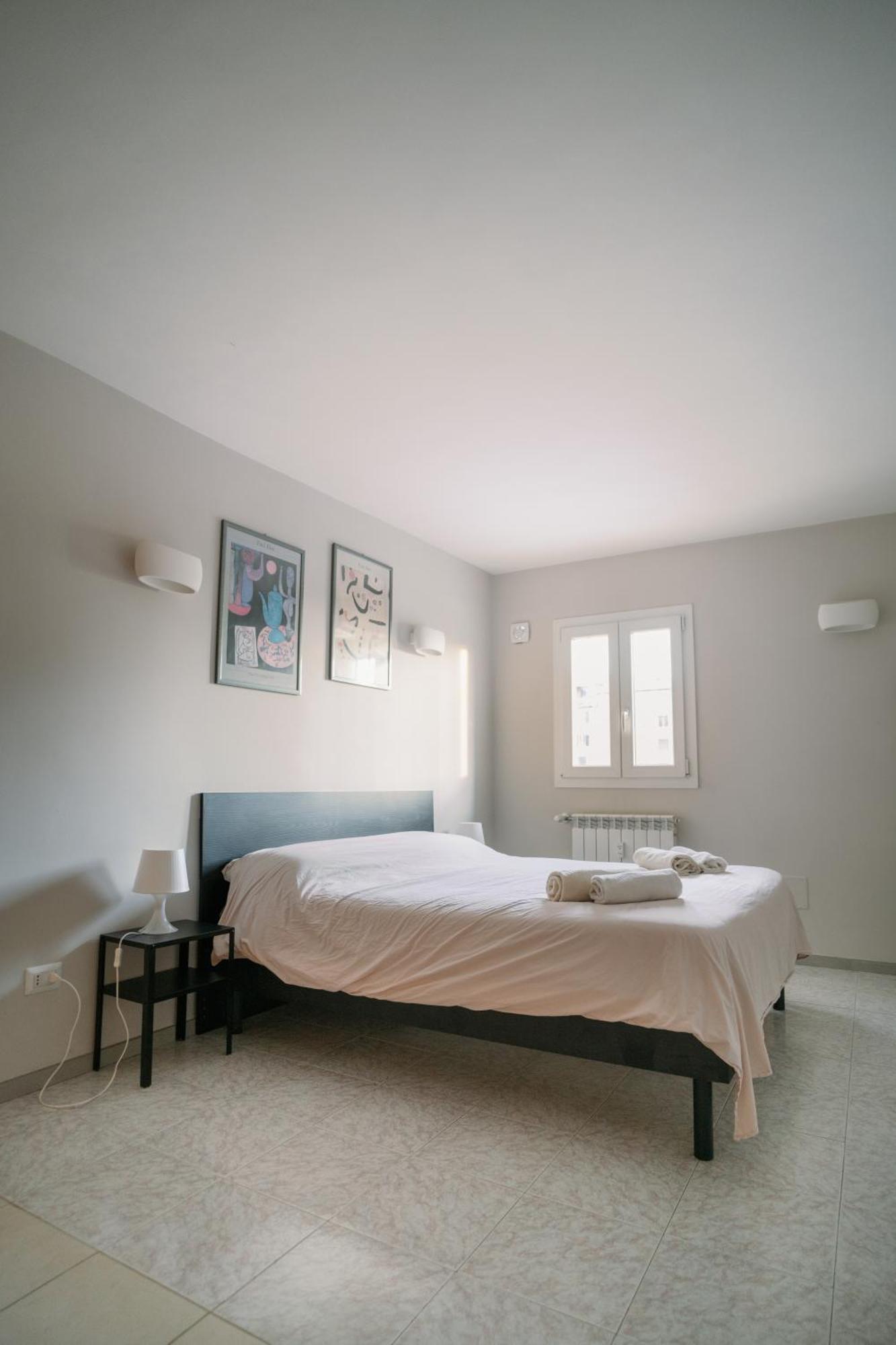 Romantic Apartment Metro A Ponte Lungo Luaran gambar