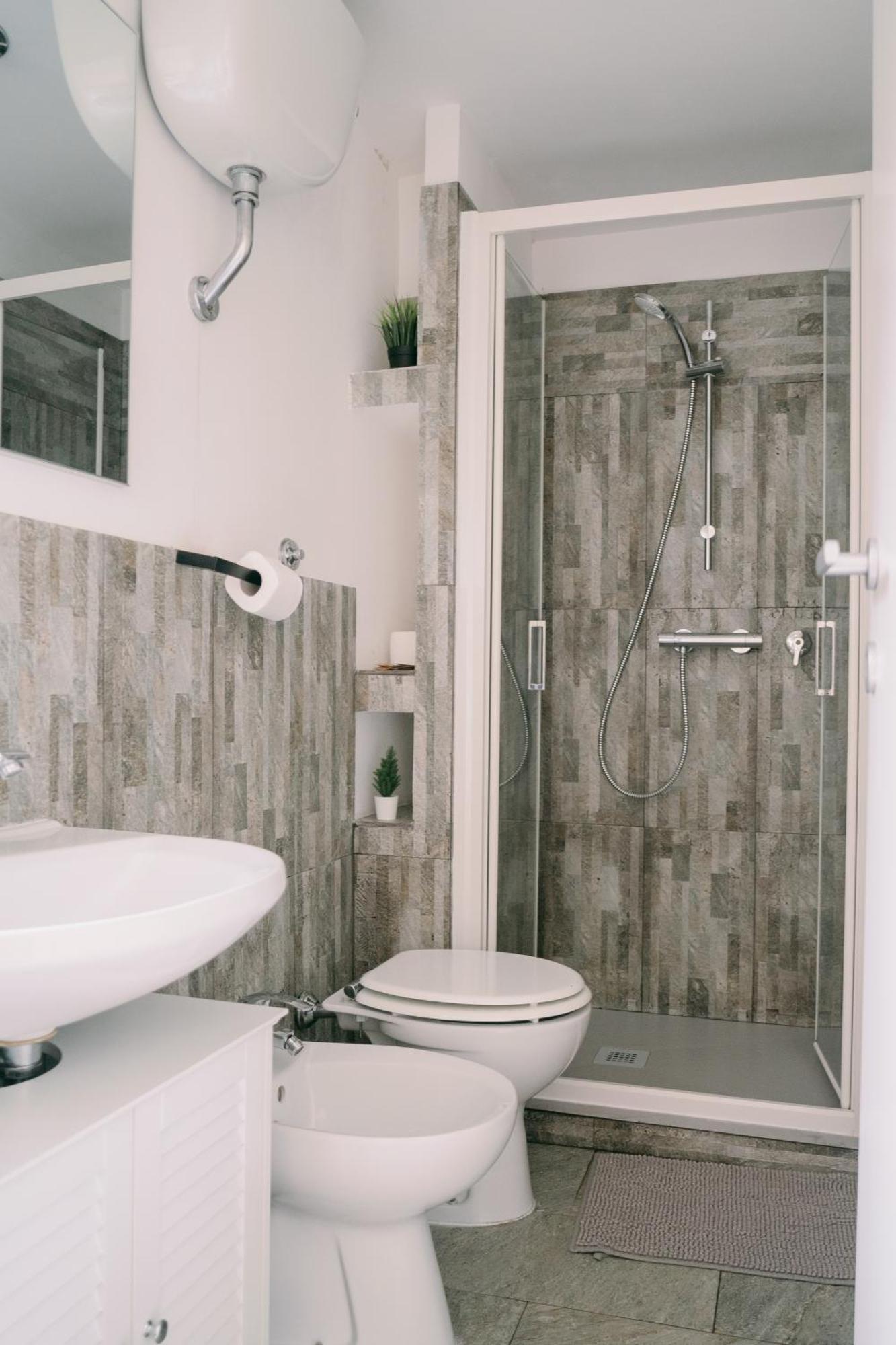 Romantic Apartment Metro A Ponte Lungo Luaran gambar